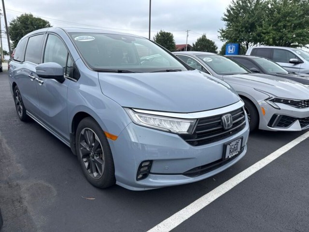 Certified 2023 Honda Odyssey Elite Minivan/Van
