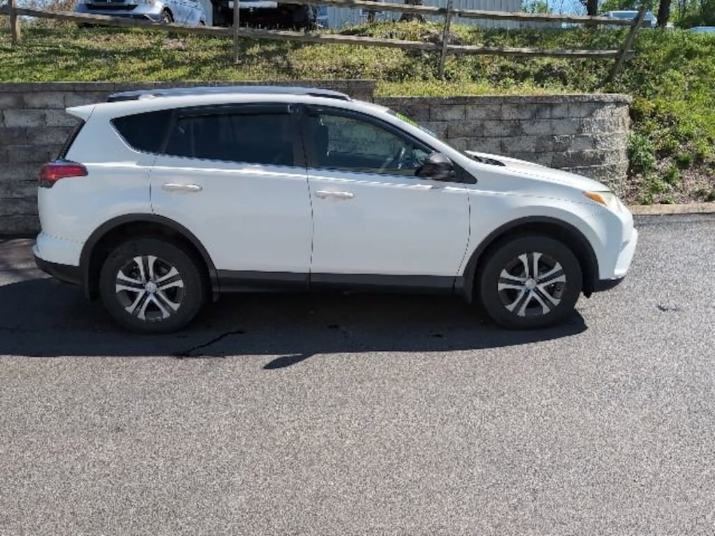 Used 2017 Toyota RAV4 LE
