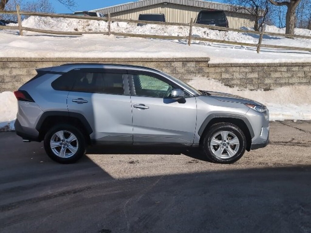 Used 2021 Toyota RAV4 XLE