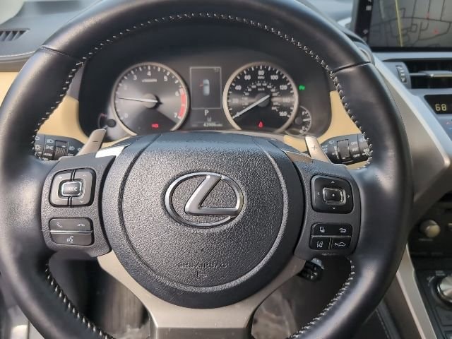 2021 Lexus NX 300 - Photo 15