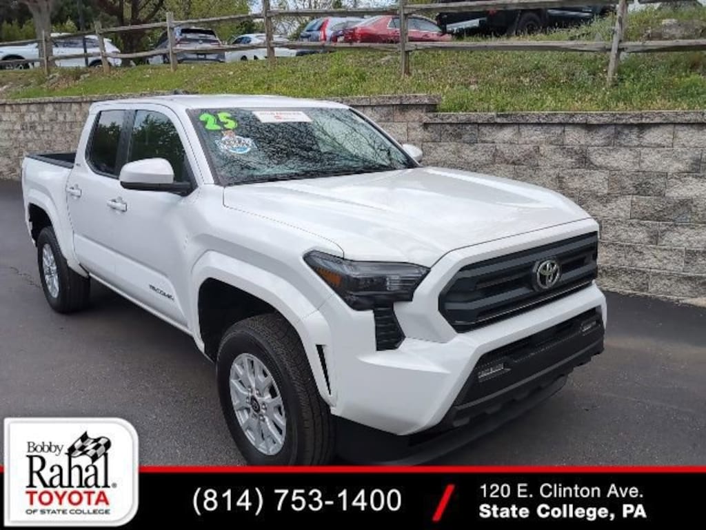 Used 2025 Toyota Tacoma 4WD SR5