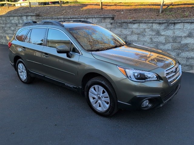 2017 Subaru Outback Premium's photo