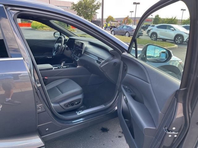 2025 Lexus RX 350 Premium photo 4