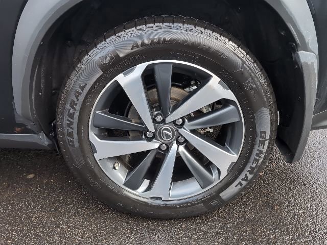 2021 Lexus NX 300 - Photo 11