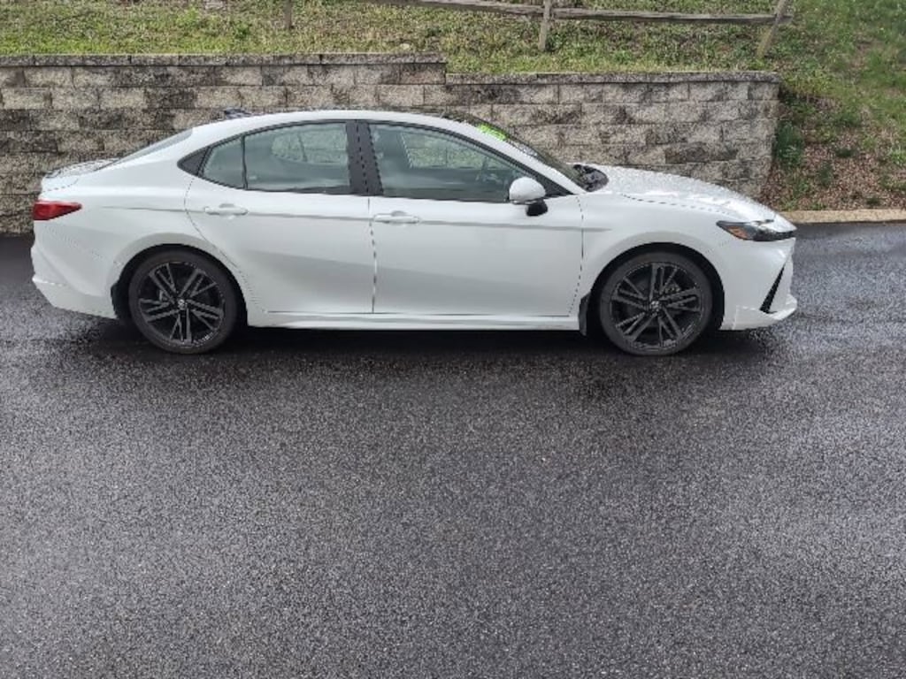 Used 2025 Toyota Camry XSE