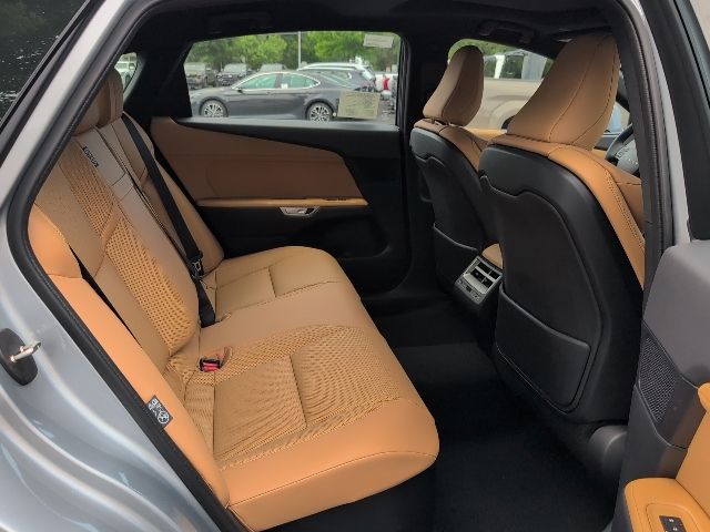 2026 Lexus ES BEV 500e Premium AWD - Photo 31