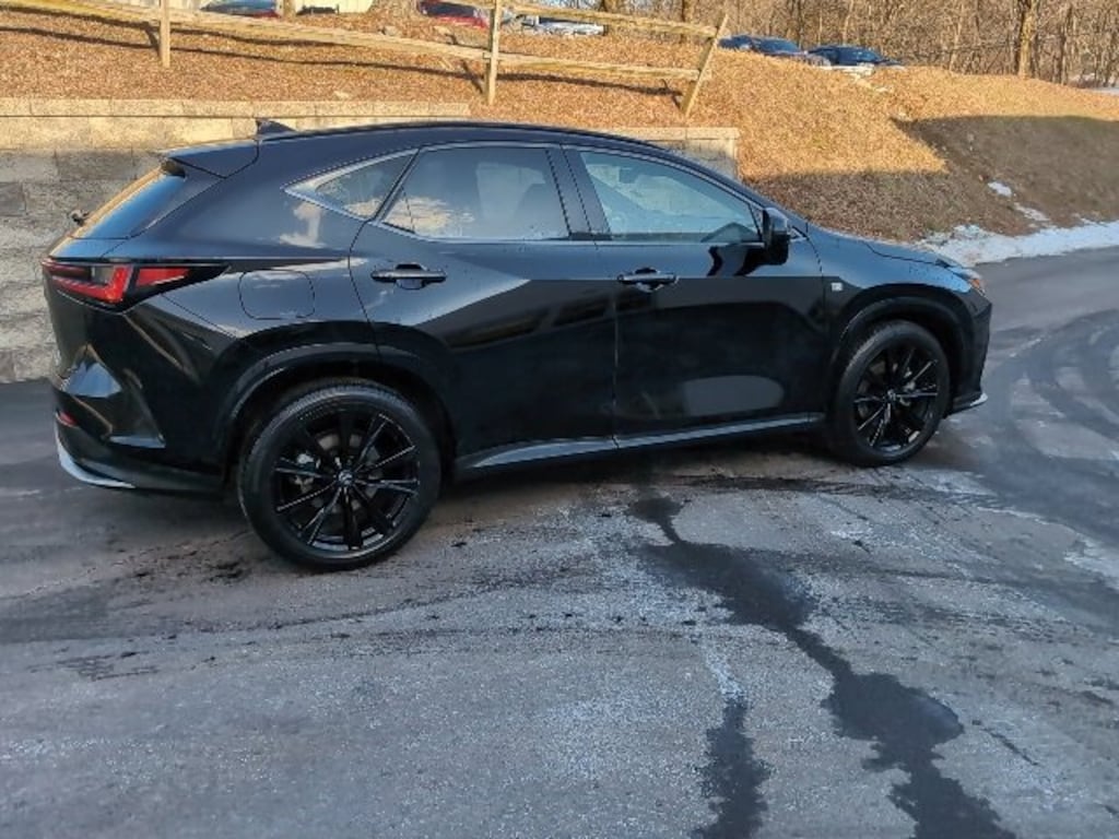 Used 2025 Lexus NX NX 450h+ F SPORT Handling