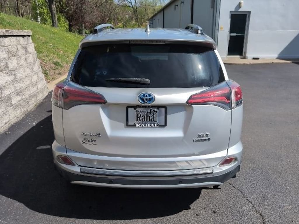 Used 2016 Toyota RAV4 Hybrid XLE
