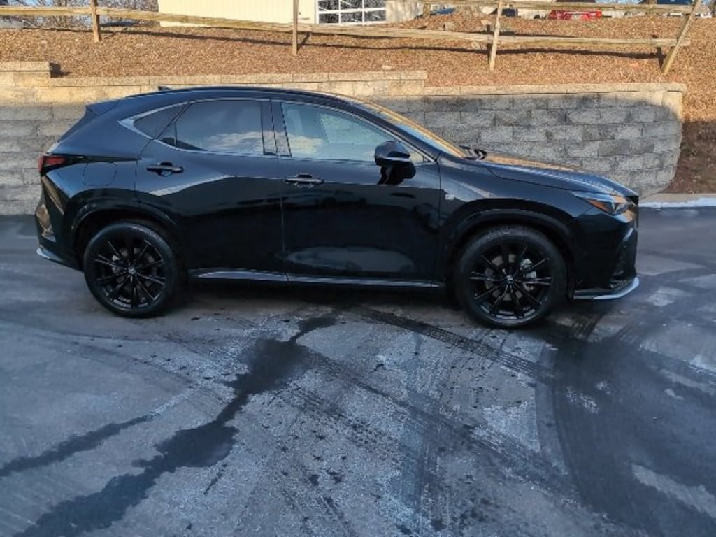 Used 2025 Lexus NX NX 450h+ F SPORT Handling