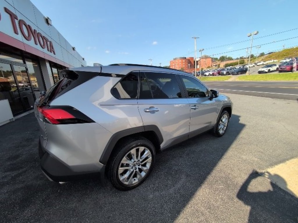 Used 2024 Toyota RAV4 Limited