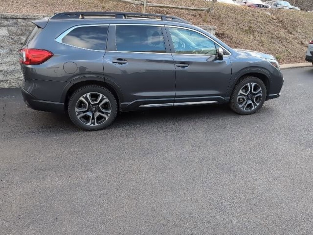 Used 2023 Subaru Ascent Limited