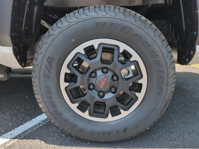 2024 Toyota Tacoma TRD Off Road - Photo 11