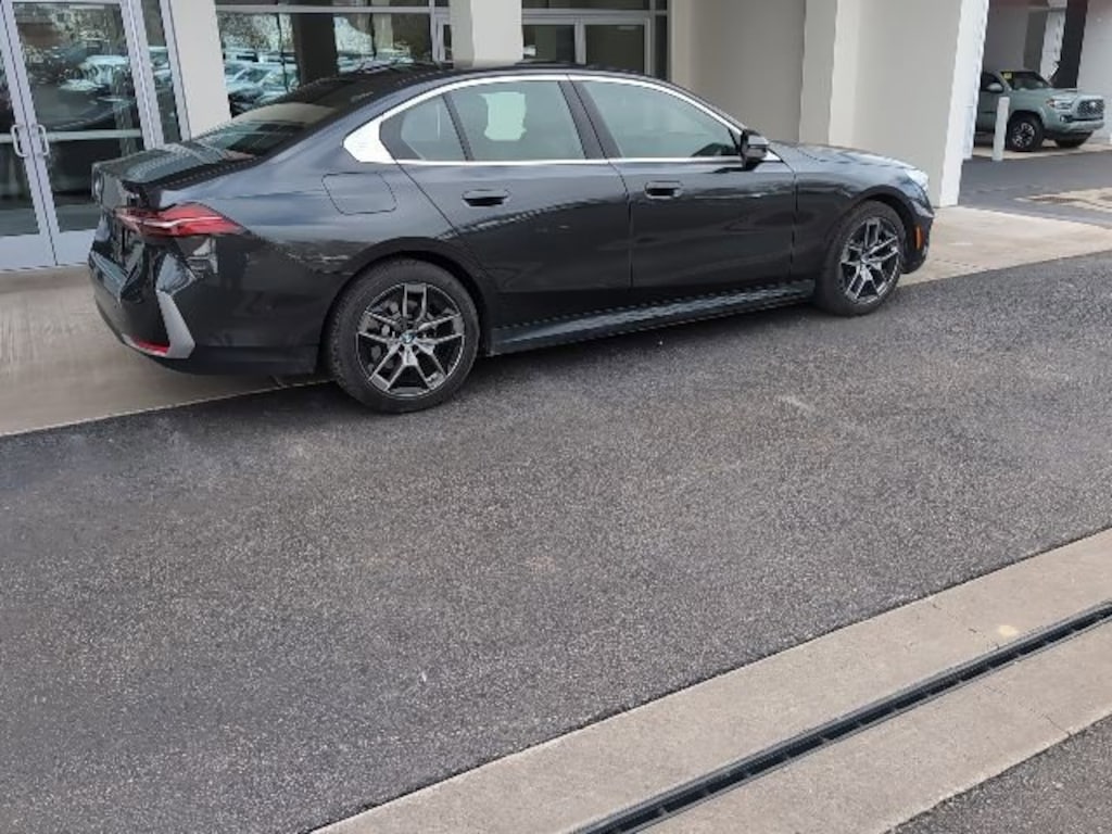 Used 2026 BMW 5 Series 530i xDrive