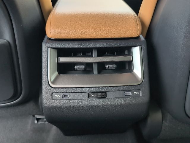 2026 Lexus ES BEV 500e Premium AWD - Photo 30