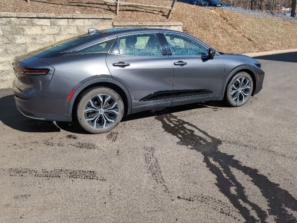 Used 2023 Toyota Crown XLE