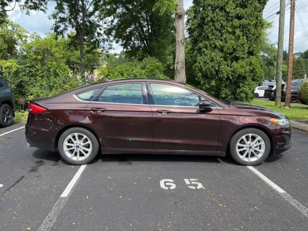 Used 2019 Ford Fusion SE