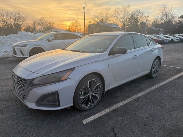 2024 Nissan Altima SR