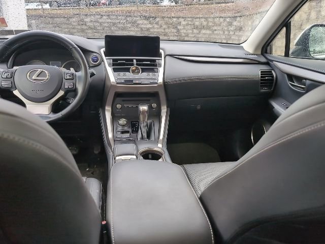 2020 Lexus NX Hybrid 300h - Photo 21