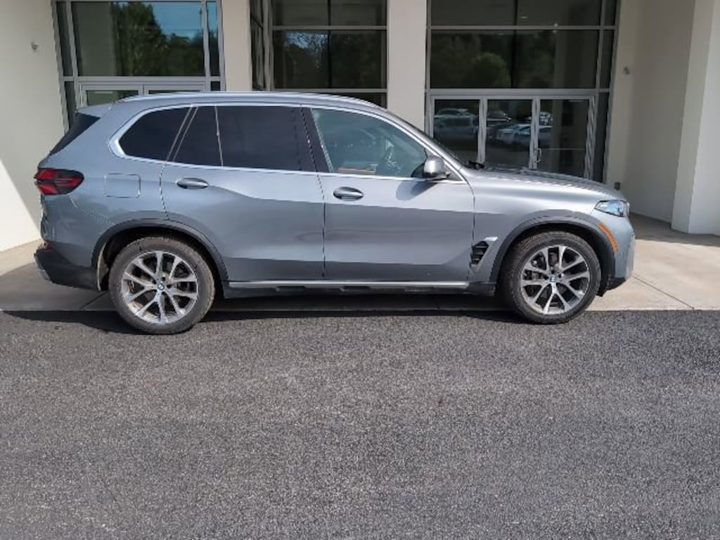 Used 2024 BMW X5 xDrive40i