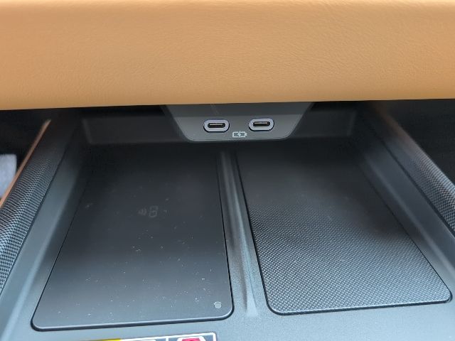 2026 Lexus ES BEV 500e Premium AWD - Photo 19