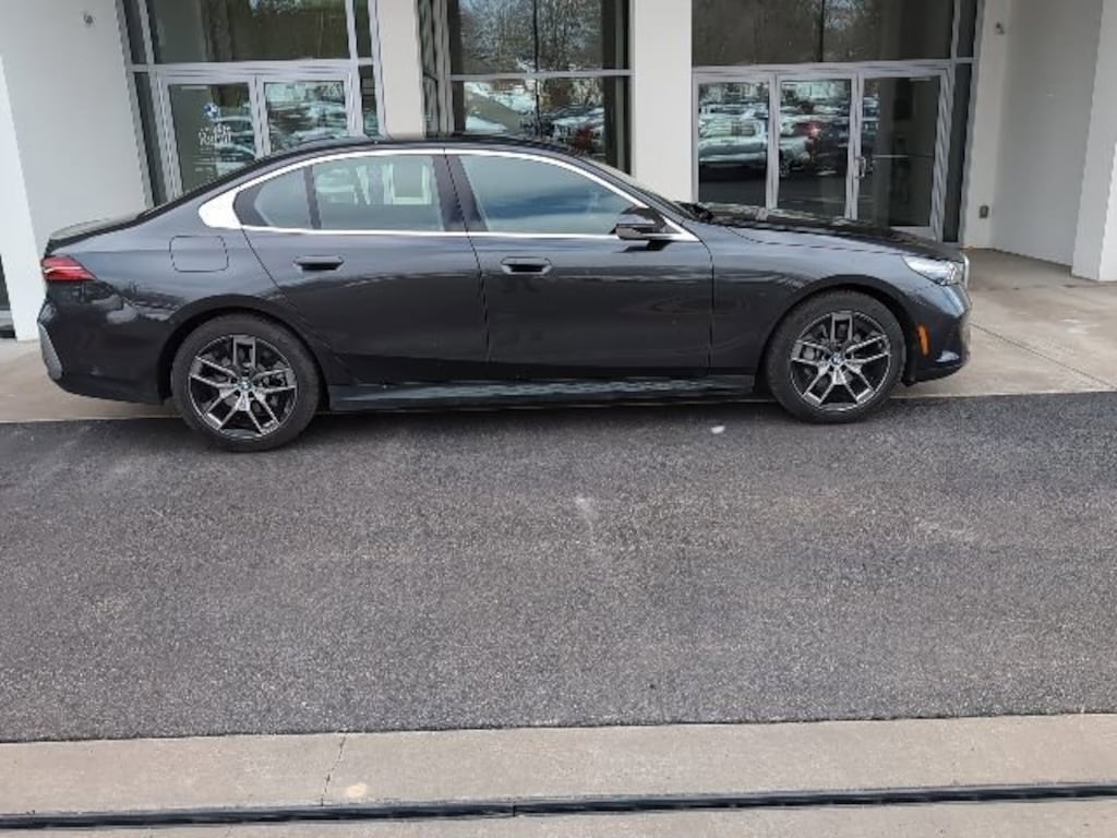 Used 2026 BMW 5 Series 530i xDrive