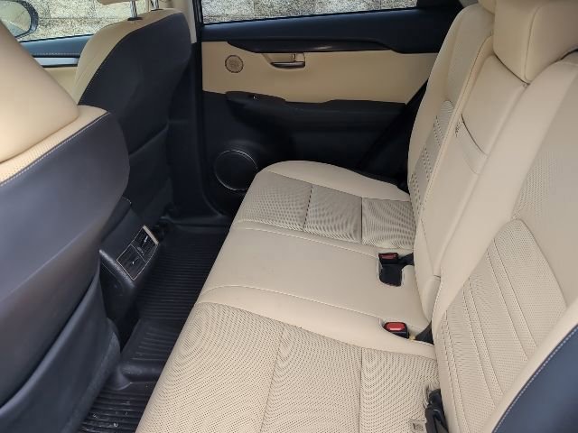 2021 Lexus NX 300 - Photo 23