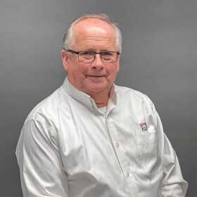 Staff member Alan Hall from ID_d0e796