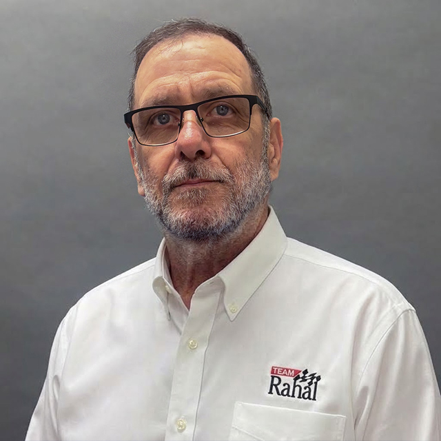 Staff member Warren Croft from ID_97d8bb