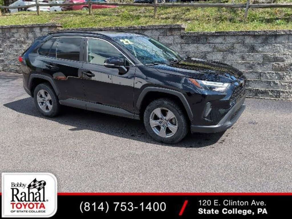 Used 2022 Toyota RAV4 XLE
