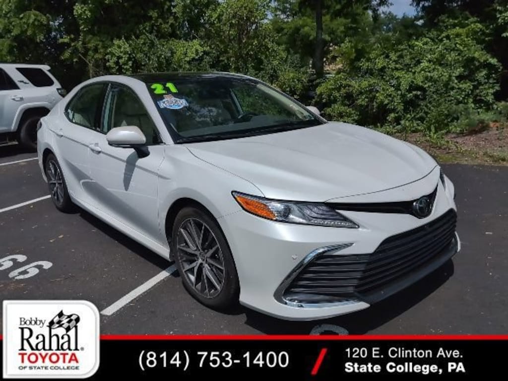 Used 2021 Toyota Camry XLE