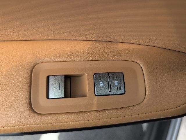 2026 Lexus ES BEV 500e Premium AWD - Photo 28
