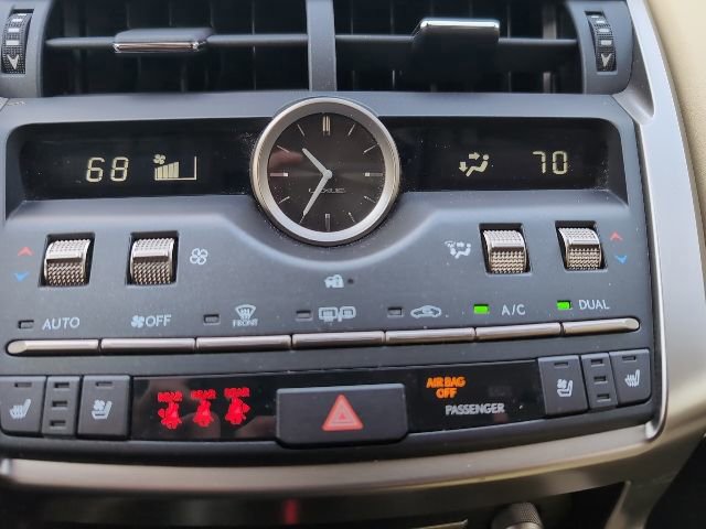 2021 Lexus NX 300 - Photo 17