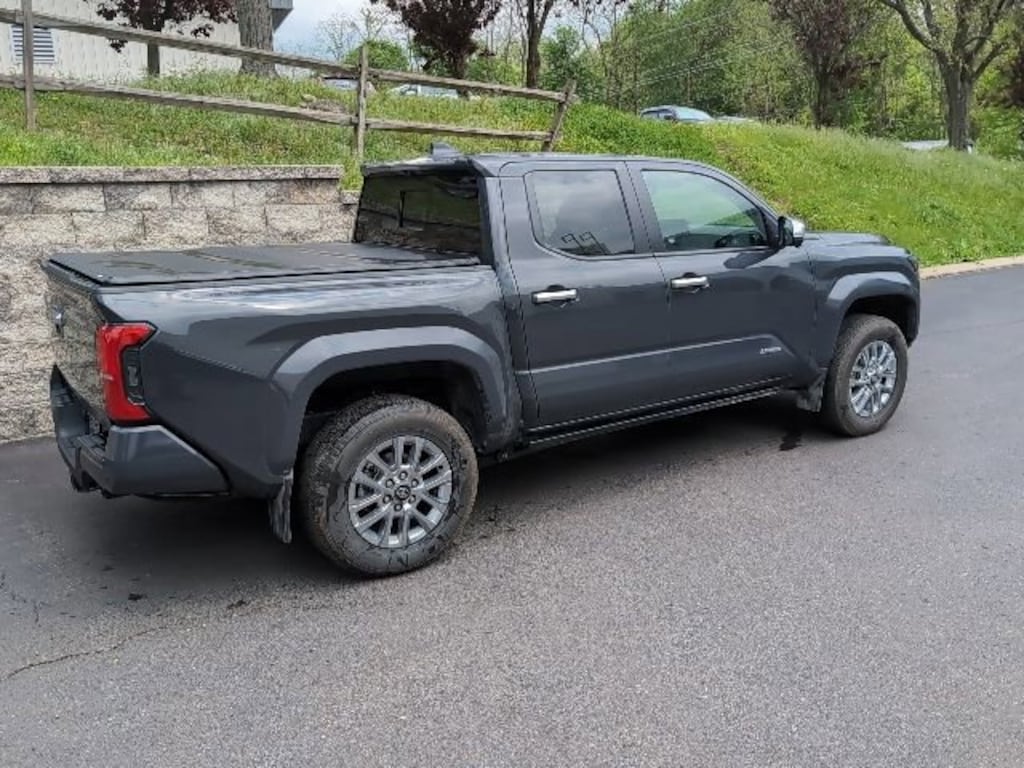 Used 2024 Toyota Tacoma 4WD