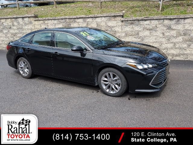 2021 Toyota Avalon XLE