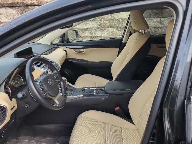 2021 Lexus NX 300 - Photo 13