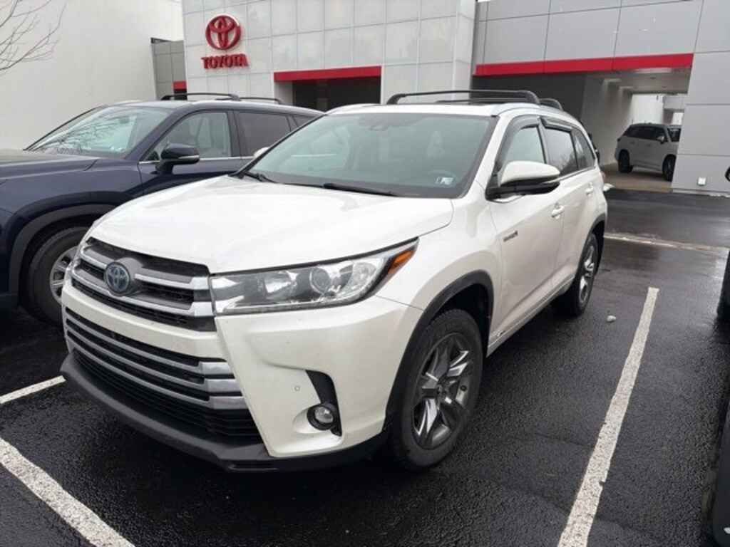 Used 2019 Toyota Highlander Limited Platinum