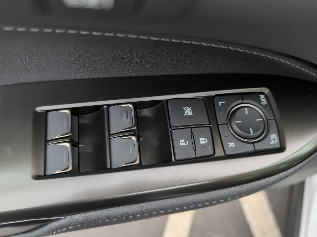2026 Lexus NX 450h+ Luxury - Photo 14