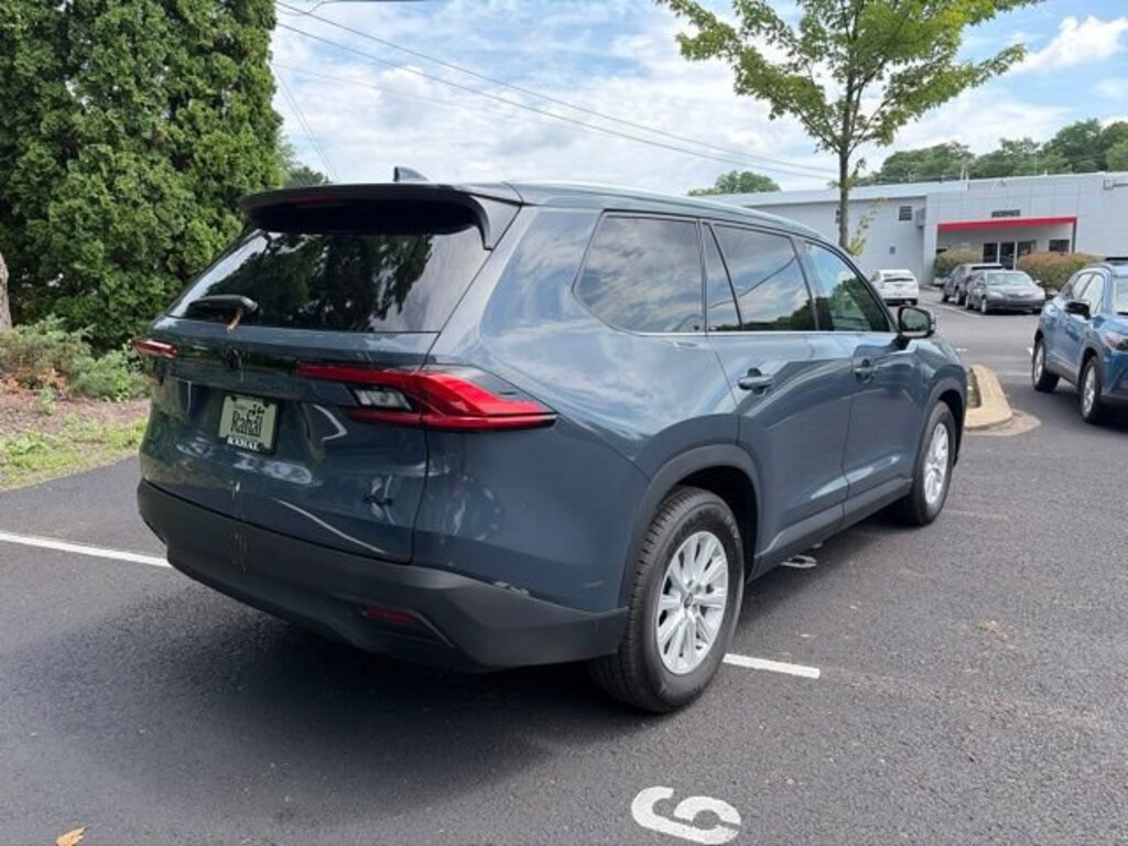 Used 2024 Toyota Grand Highlander XLE
