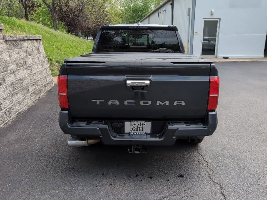 Used 2024 Toyota Tacoma 4WD