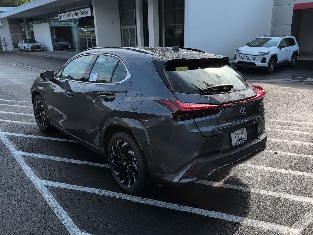 2026 Lexus UX Hybrid 300h F Sport Design - Photo 9