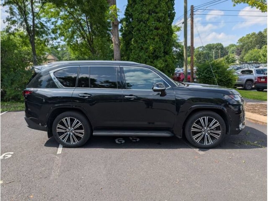 Used 2025 Lexus LX LX 700h Luxury