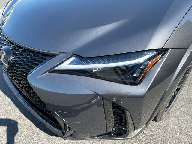2026 Lexus UX Hybrid 300h F Sport Design - Photo 18
