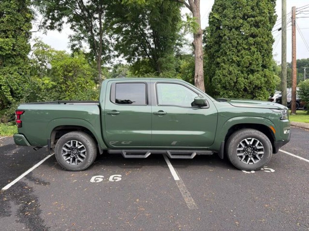 Used 2022 Nissan Frontier SV Truck Crew Cab