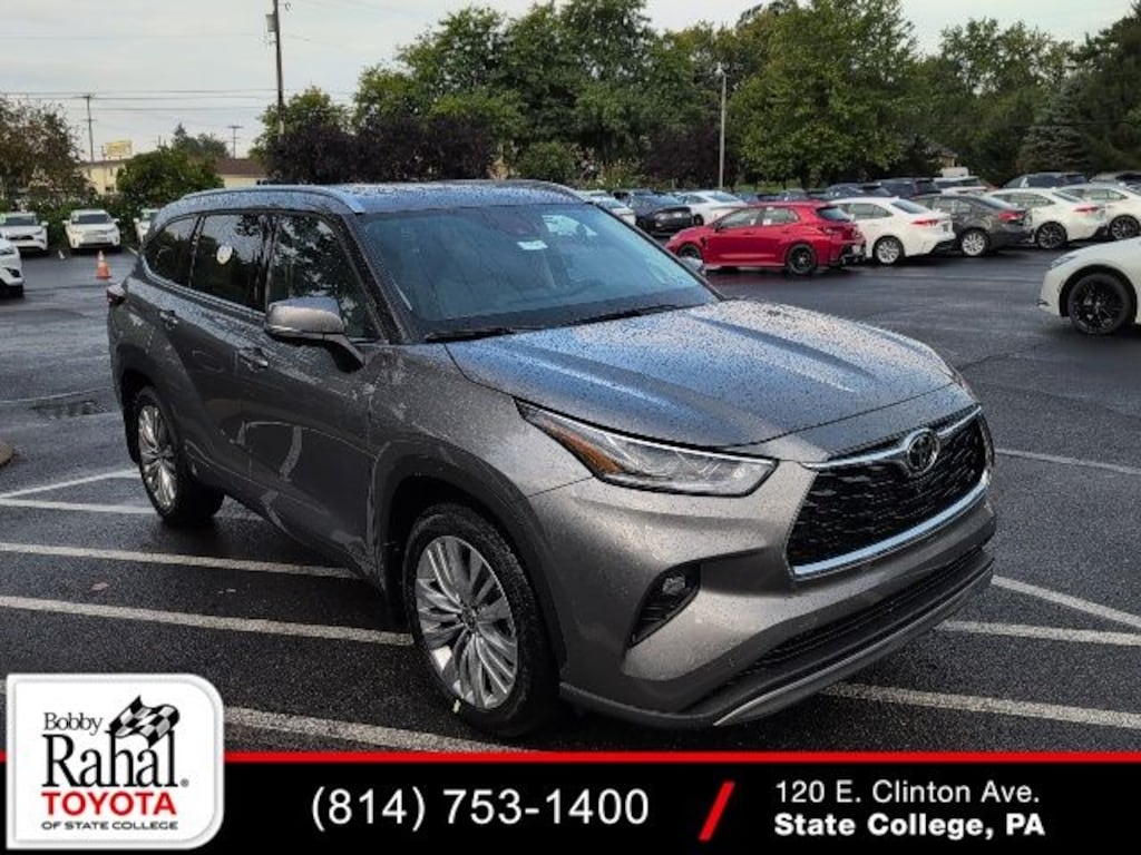 New 2026 Toyota Highlander Platinum SUV