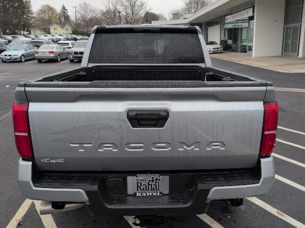 New 2025 Toyota Tacoma SR5 Truck Double Cab