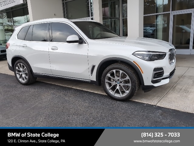 2022 BMW X5 40i's photo