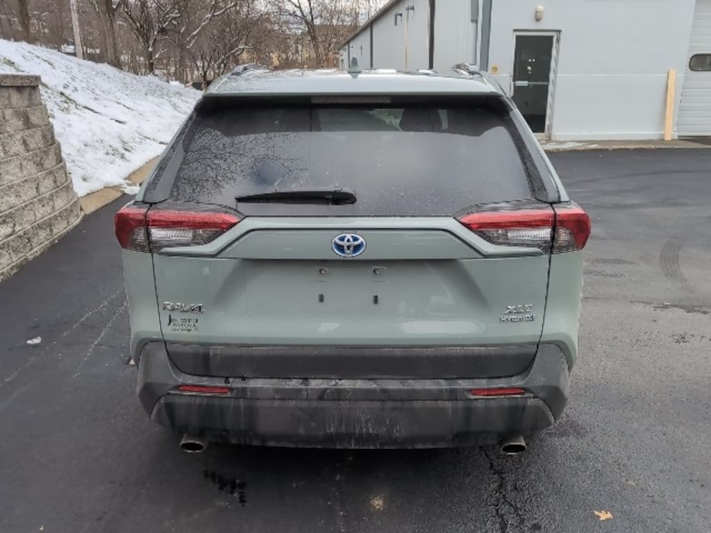 Used 2022 Toyota RAV4 Hybrid XLE SUV