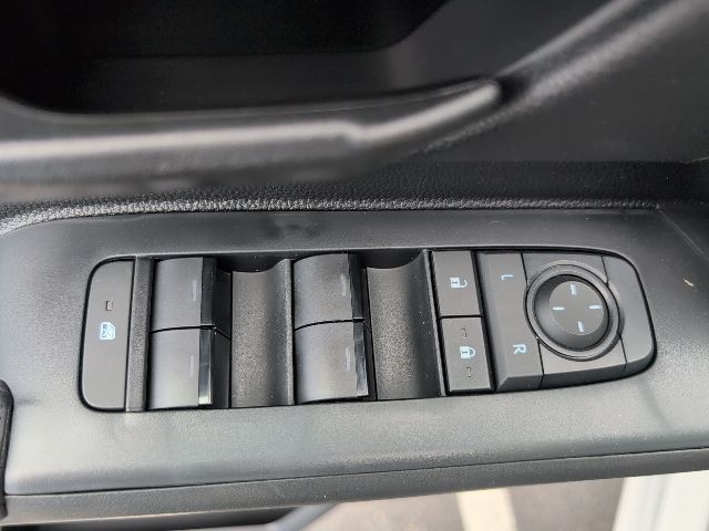2026 Toyota Tacoma SR - Photo 13