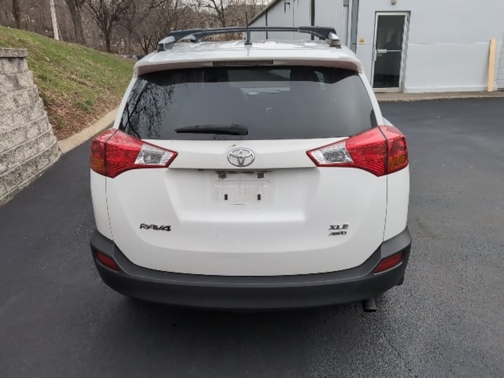 Used 2013 Toyota RAV4 XLE SUV
