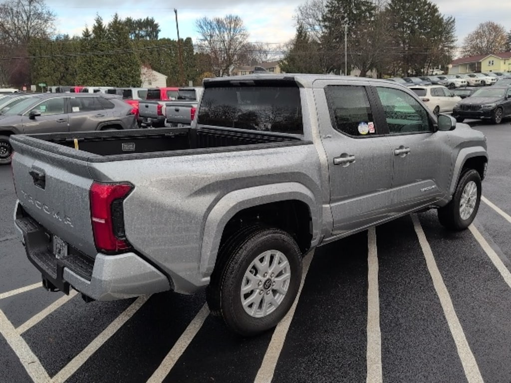 New 2025 Toyota Tacoma SR5 Truck Double Cab